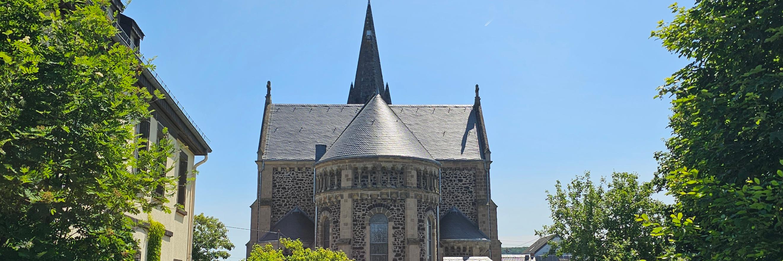 Kirche Miesenheim außen